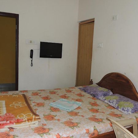 Surya Inn Konark Room photo