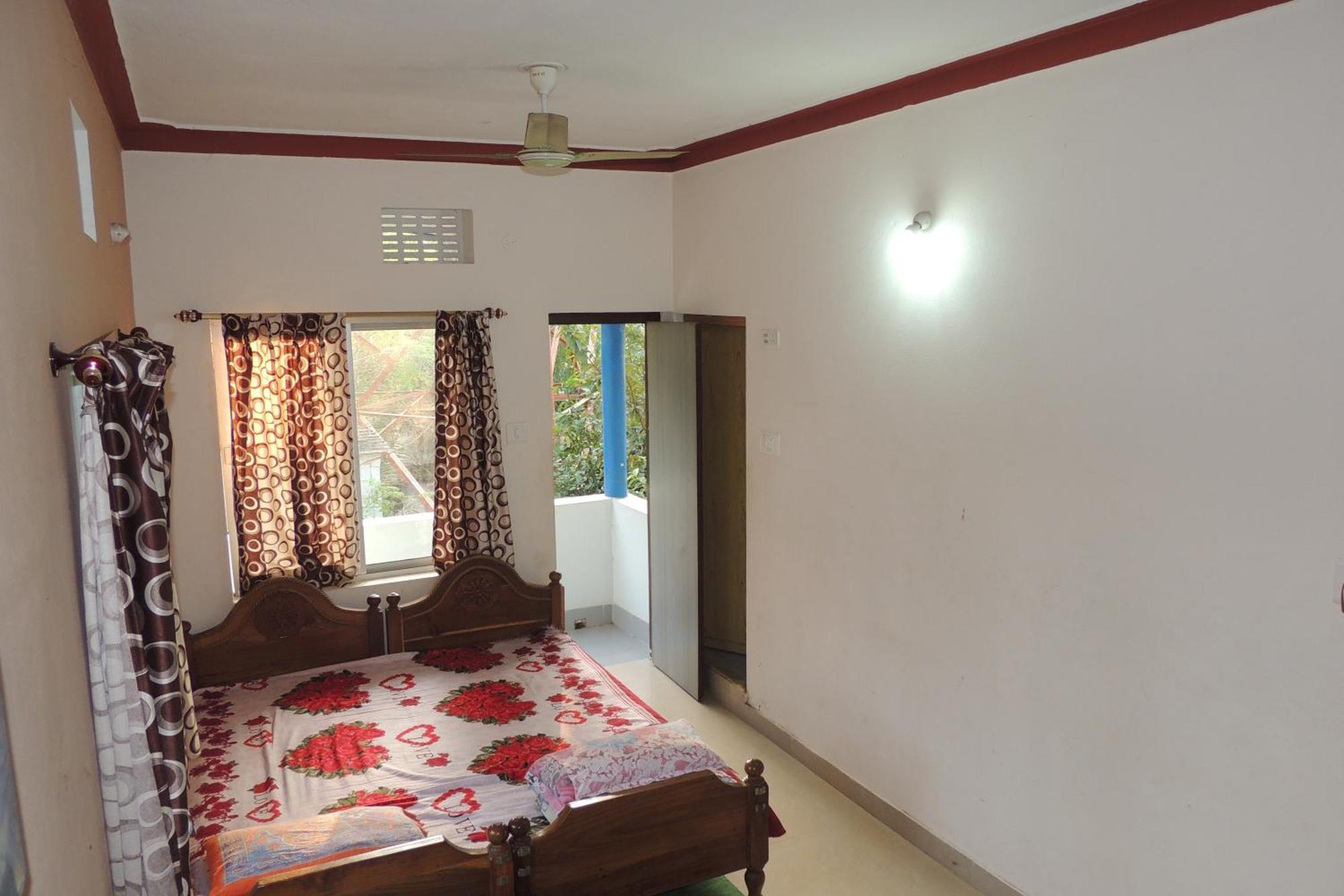 Surya Inn Konark Room photo