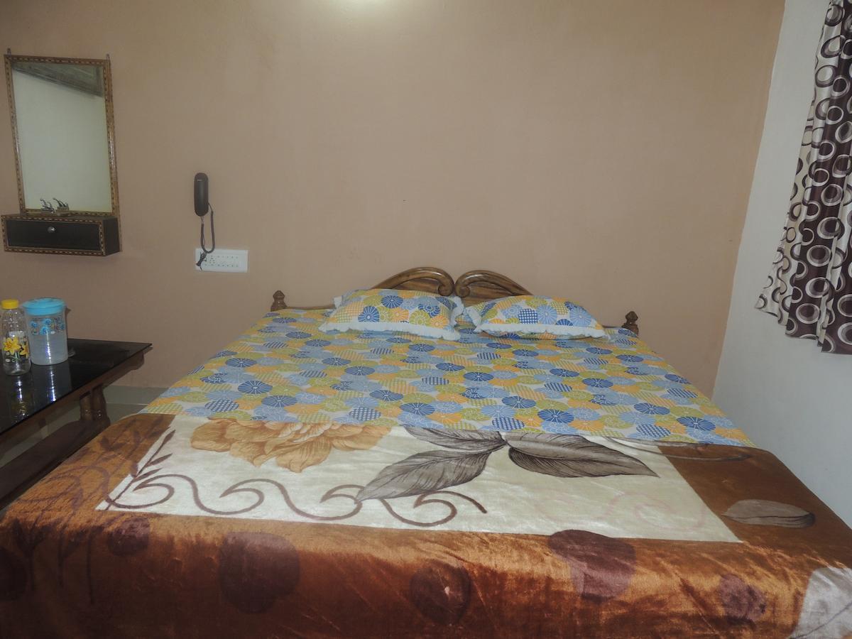 Surya Inn Konark Room photo