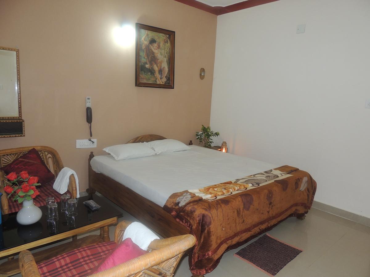 Surya Inn Konark Room photo